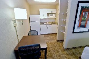 Mainstay Suites Knoxville - Cedar Bluff Camera foto